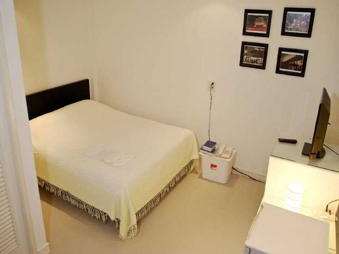 Bedroom 4, Prince House, Ratchathewi