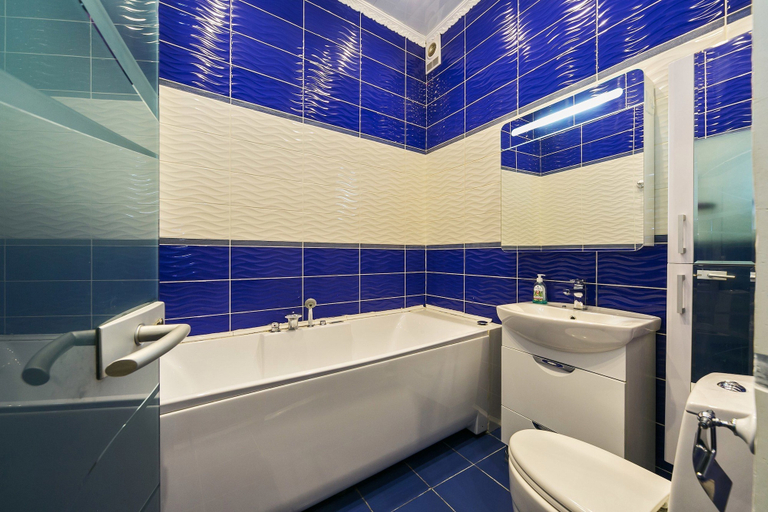 Bathroom 4, MaxRealty24 Lesnaya, Northern