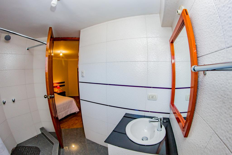 Bathroom, Hotel Cusco House, Cusco