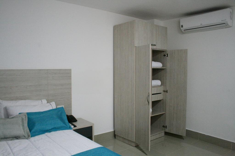 Bedroom 3, Hotel Lleras Express, Medellín