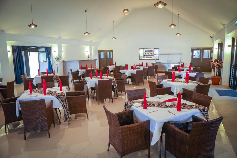 Food & Drinks, LANDERS BAY RESORT & SPA FIJI, Ba
