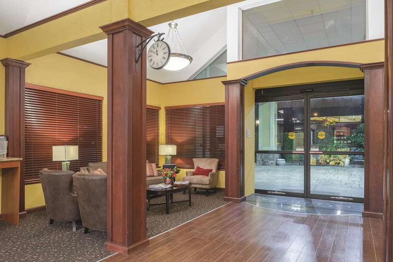 Public Area 2, Best Western Plus Parkway Inn, Washington