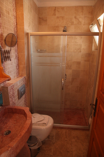 Bathroom 5, Kemerlihan Deluxe Hotel, Çeşme