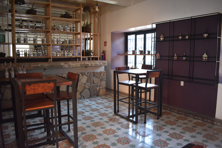 Food & Drinks, Casa Santo Tomas, Del Centro