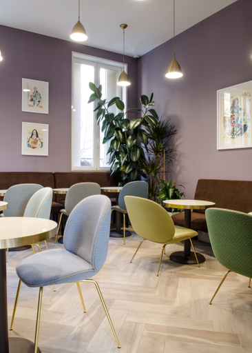 Public Area 3, Hotel XIX, Hérault