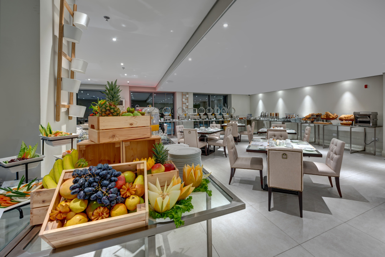 Food & Drinks 5, Delta Hotels By Marriott, Dubai Investment Park, Dubai