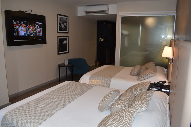Bedroom 3, Huper Hotel Boutique, Cercado