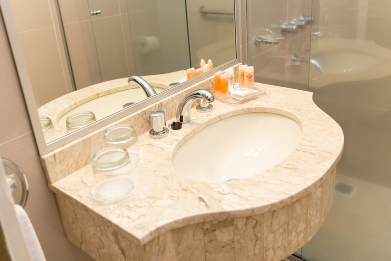 Bathroom 4, Gran Hotel Del Paraguay, Asunción