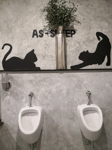 Bathroom 4, Asleep by Lantana, Pattaya