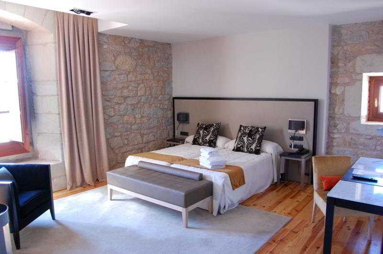 Bedroom 2, Hospederia Palacio de Allepuz, Teruel