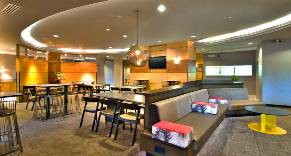 Food & Drinks 5, Springhill Suites Louisville Airport, Jefferson