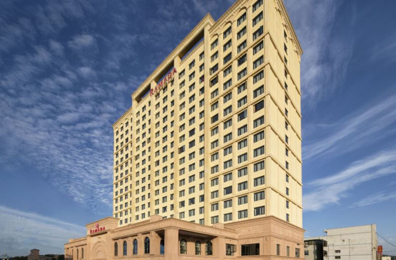 Exterior & Views 3, Ramada by Wyndham Yongin, Yongin