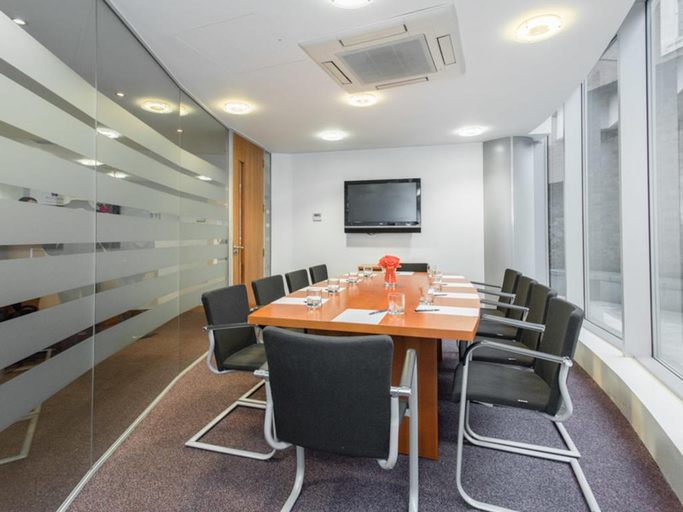 Others, PREMIER SUITES Liverpool, Sefton