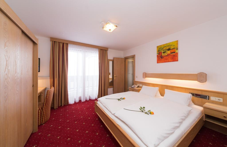 Bedroom 3, Hotel Alpenblick Attersee Superior, Vöcklabruck