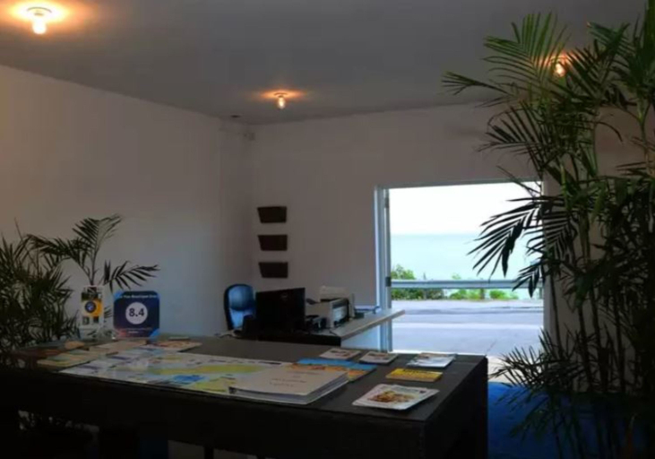Others 5, La Vue Boutique Anguilla