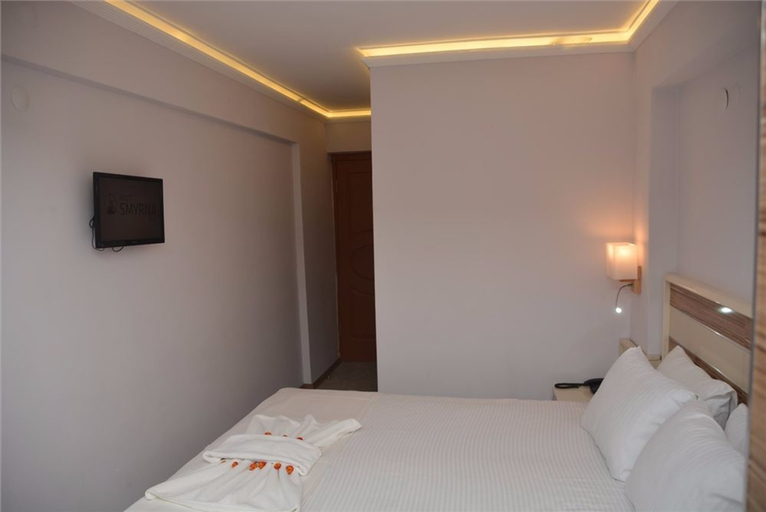 Bedroom 2, Best Smyrna Hotel, Kuşadası