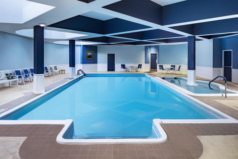 Sport & Beauty 3, DoubleTree by Hilton Nashua, Hillsborough