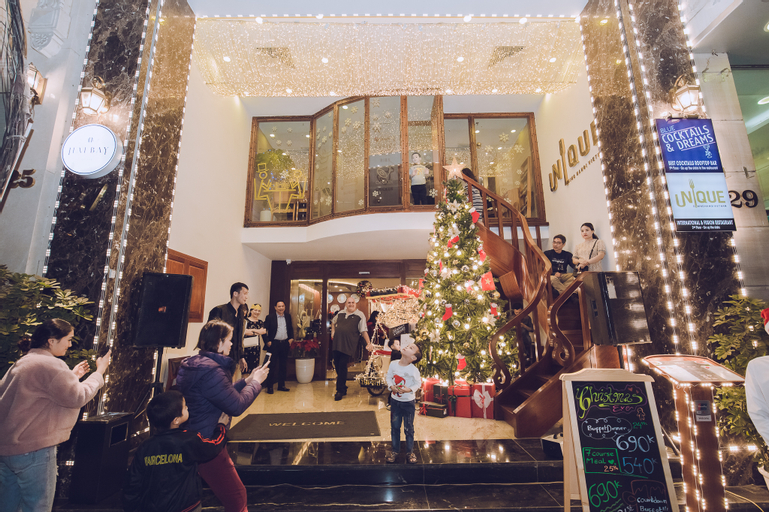 Hai Bay Hotel & Restaurant, Hoàn Kiếm
