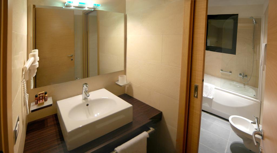 Bathroom, Hotel Matrix, Vigonza, Padua