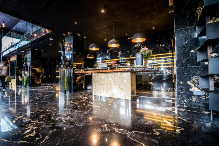 Public Area 3, H Hotel & SPA - Adults Only, St Julian's