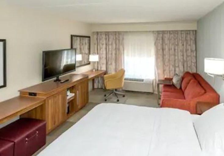 Bedroom 3, Hampton Inn & Suites Ridgeland, Madison