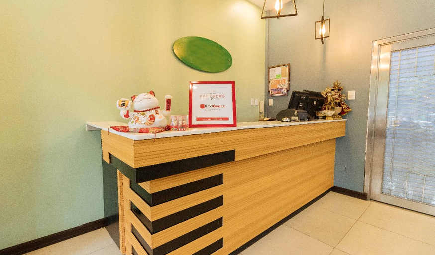 Public Area 5, RedDoorz Plus @ Tayuman Manila, Manila City