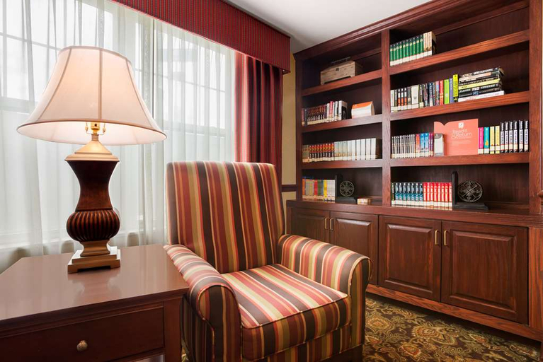 Public Area 3, Country Inn & Suites by Radisson, Beckley, WV, Raleigh