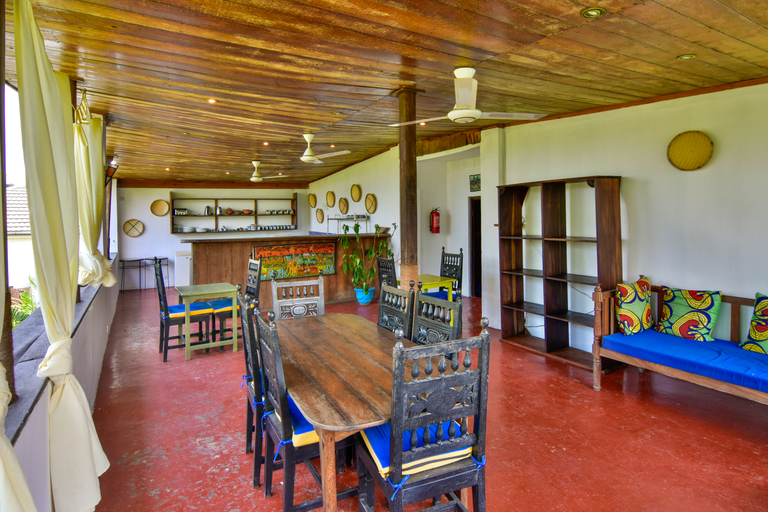 Public Area 3, Hiliki House, Mjini
