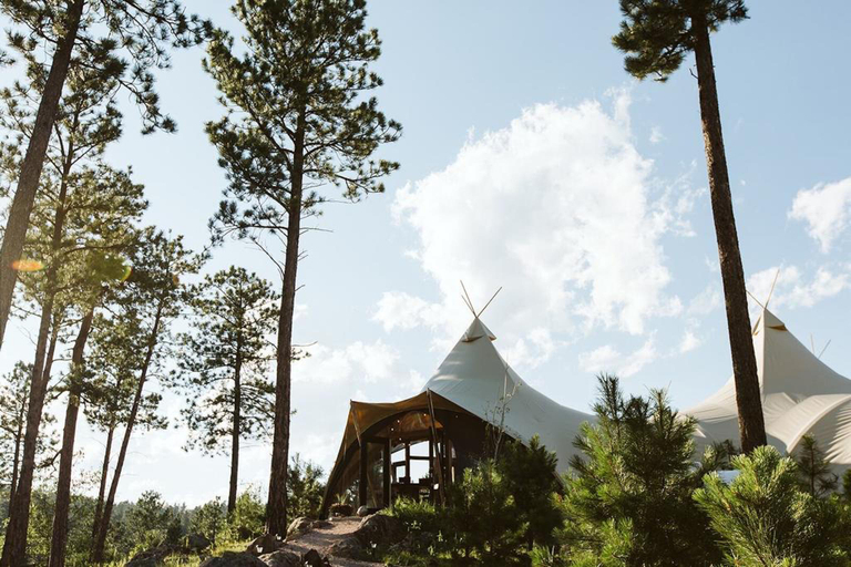 Public Area 2, Under Canvas Mount Rushmore, Pennington