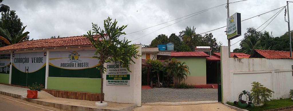 Exterior & Views