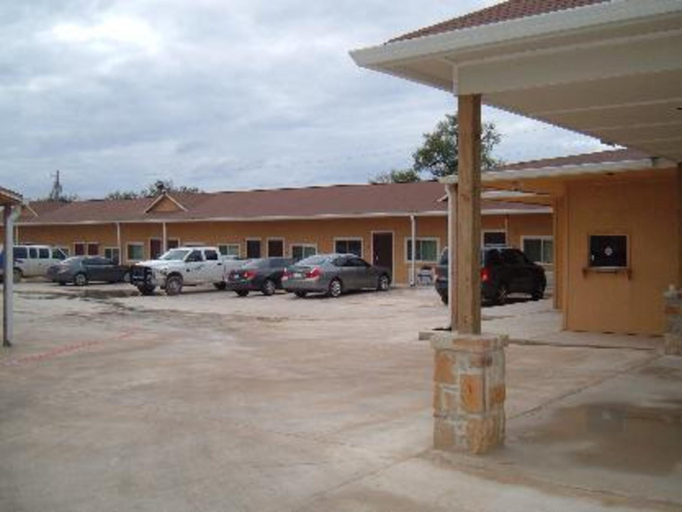 Public Area 1, Atria Extended Stays By OYO Jourdanton, Atascosa