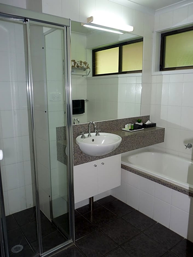 Bathroom, Barwon Valley Lodge, South Barwon - Inner