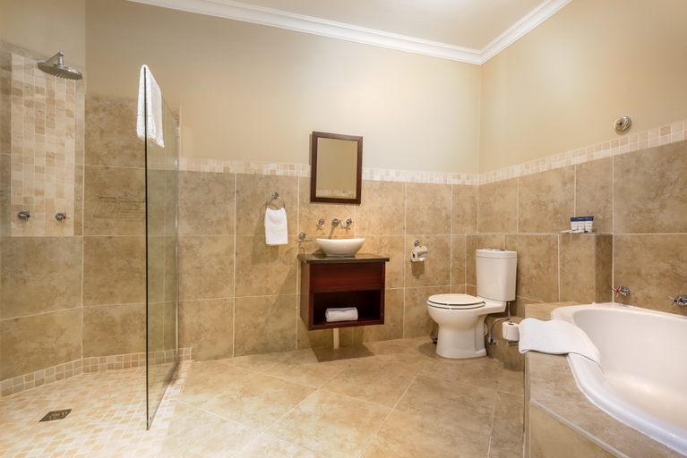 Bathroom 4, ANEW Hotel Highveld eMalahleni, Nkangala