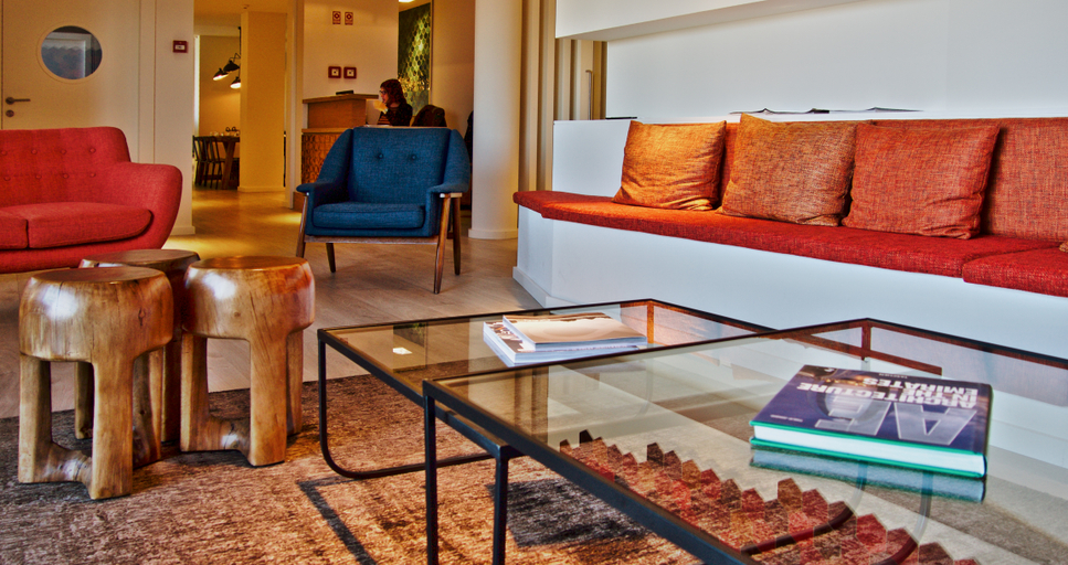 Public Area 3, Hotel Spot Family Suites, Porto