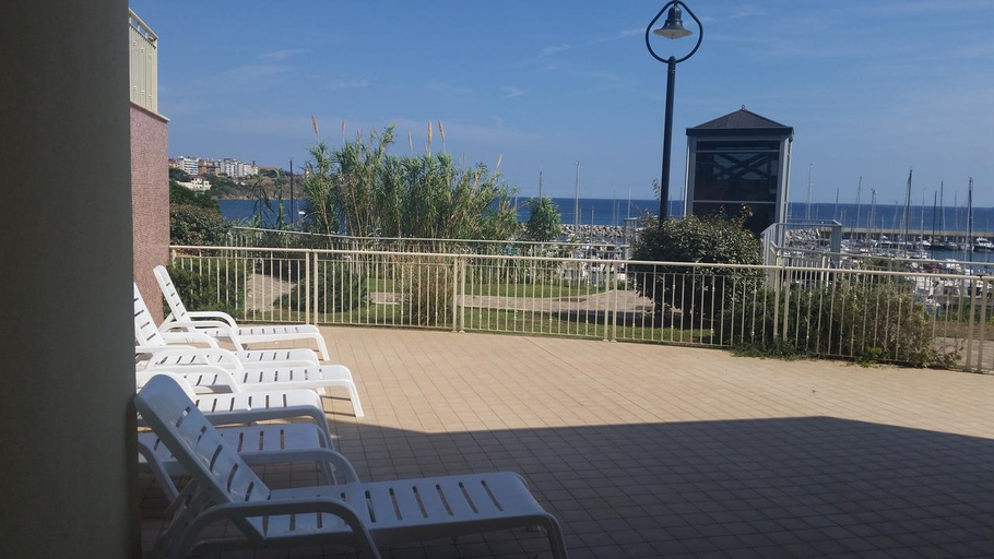 Public Area 4, Residence Marina Salivoli, Livorno