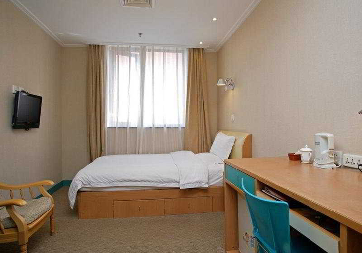 Bedroom 4, Xi Jiao, Beijing