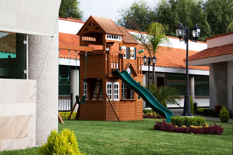 Family & Kids 5, Ecce Inn, Silao