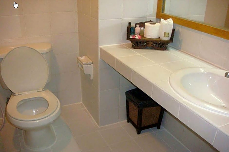 Bedroom 4, King Royal Garden Inn Hotel, Sathorn