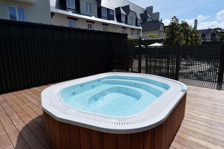 Sport & Beauty 2, Hotel De Diane, Côtes-d'Armor
