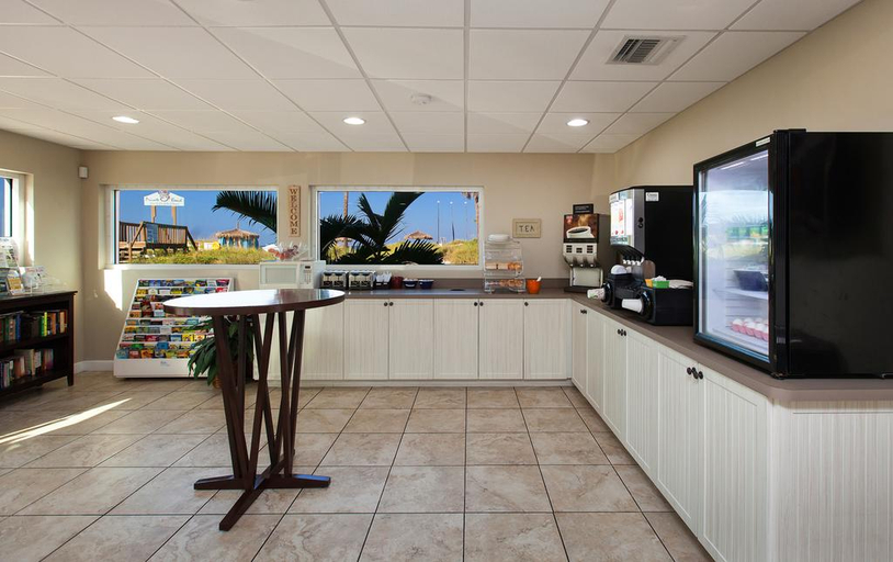 Public Area 3, Silver Surf Gulf Beach Resort, Manatee
