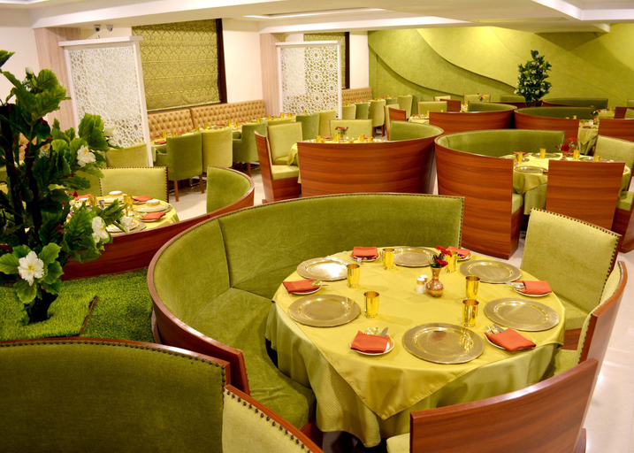 Food & Drinks 4, Landmark NX, Gwalior