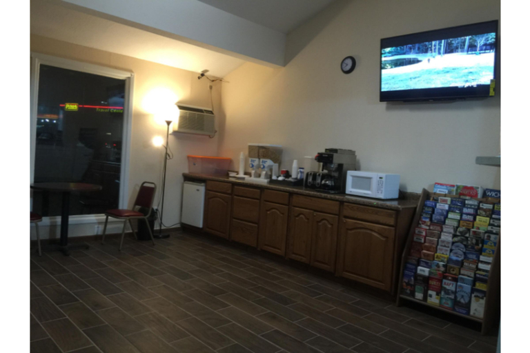 Public Area 5, Rodeway Inn, Buffalo