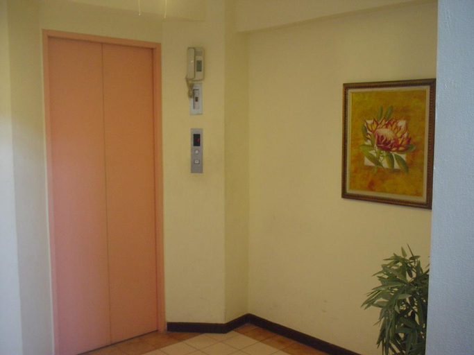 Public Area 5, The European Place, Lak Si