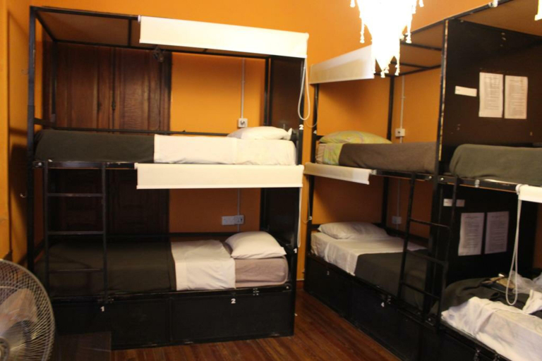 Bedroom 4, Prisamata, Capital
