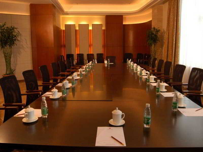 Business Facilities, China World Century Towers, Beijing