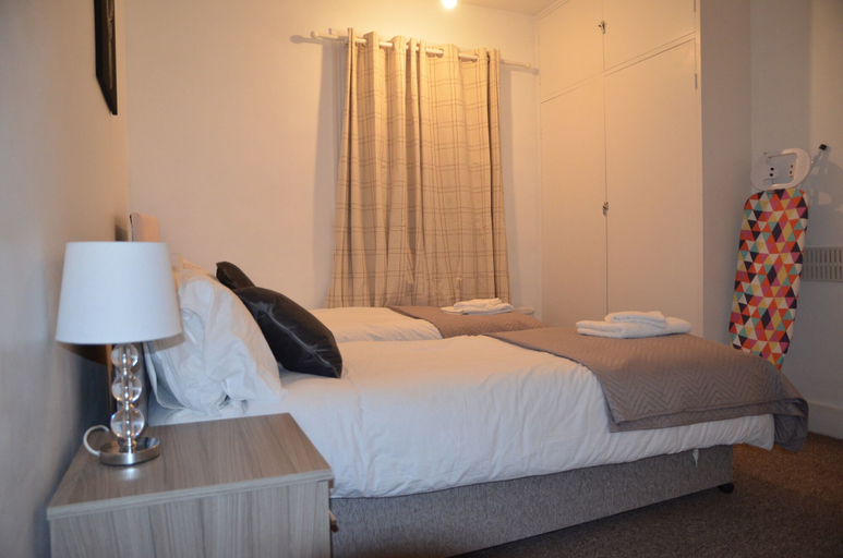Bedroom 4, People Boxes Apartments - 74 Highbury, Luton