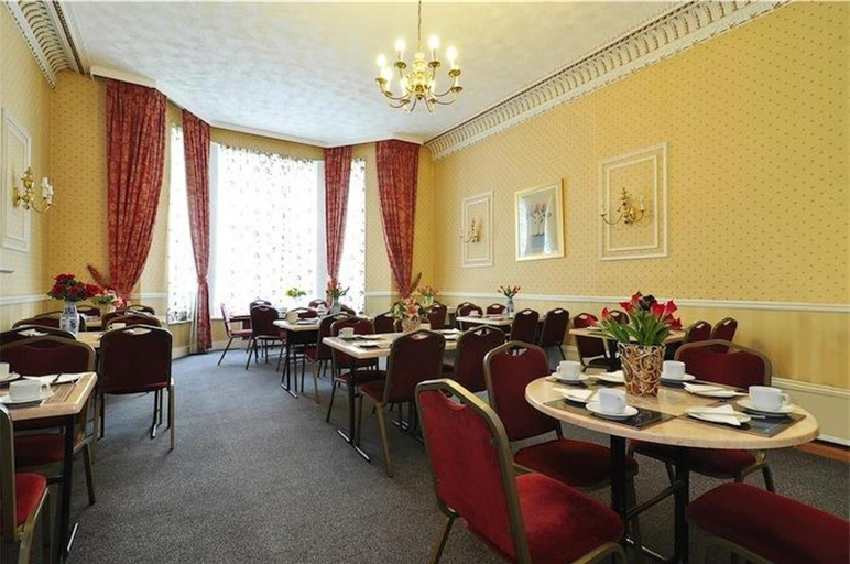 Food & Drinks 5, Hotel Oliver, London