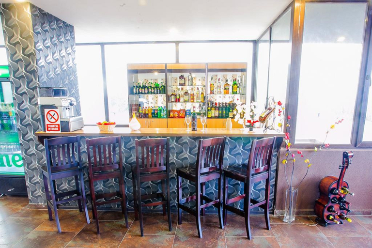 Food & Drinks, Charter Otopeni, Otopeni