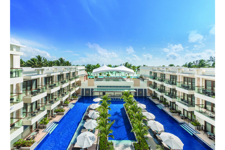 Henann Palm Beach Resort, Malay