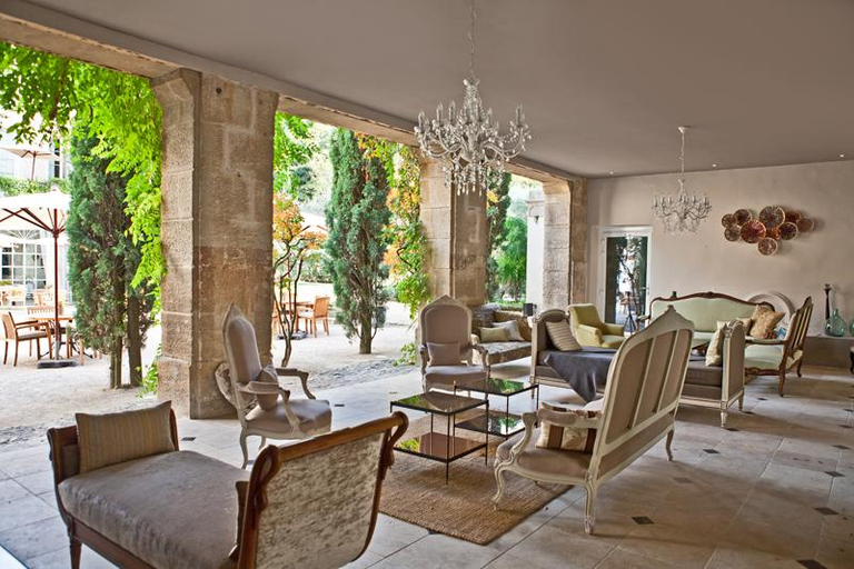 Public Area 2, Chateau De Massillan, Vaucluse